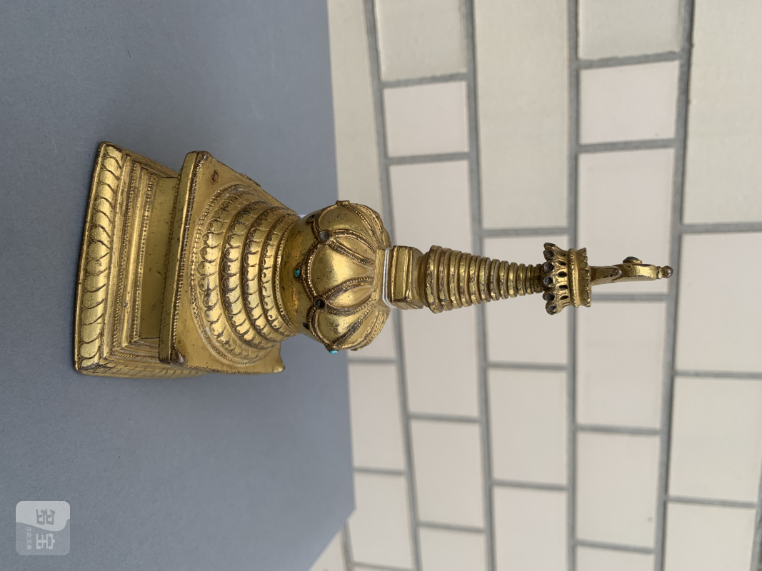 A GILT-BRONZE STUPA - 图8